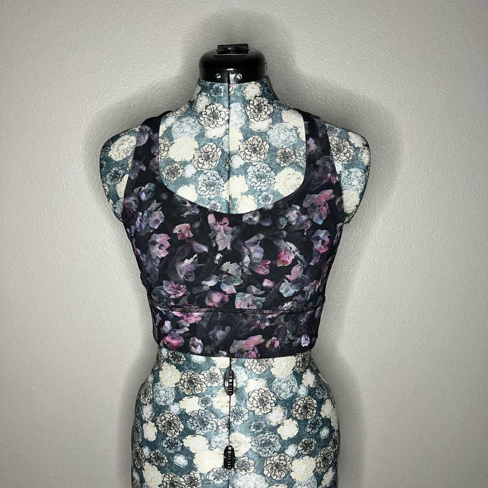 Free to be Serene Long Line Sports Bra sz 8